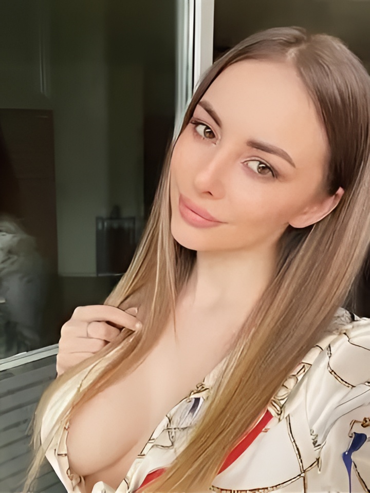 Юна привлекательная девушка из Валуек цена от 2500 руб