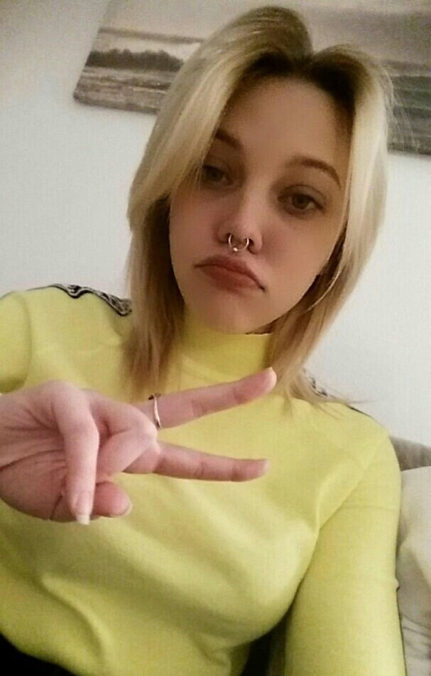 Оля привлекательная девушка из Валуек цена от 3500 руб