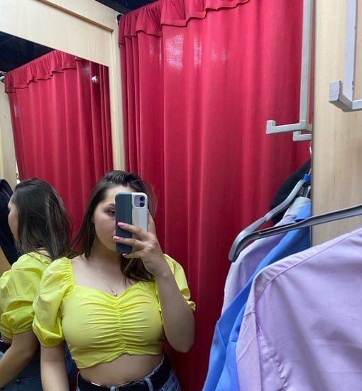 Арина привлекательная девушка из Валуек цена от 3000 руб