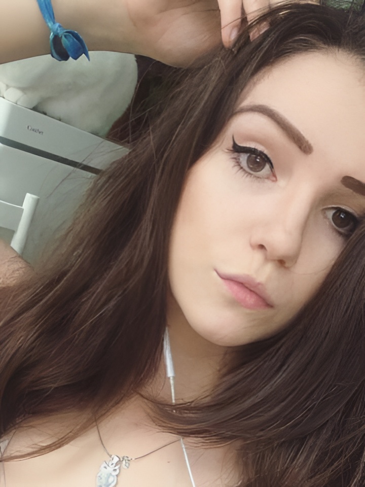 Индивидуалка Арина, доступна для личного знакомства от 1500 руб