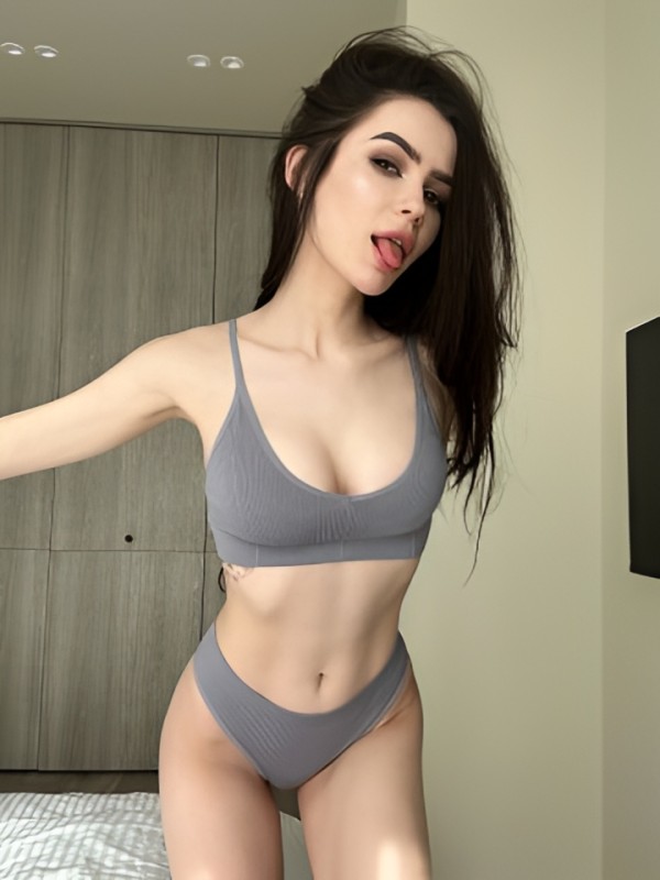 Алена из Валуек