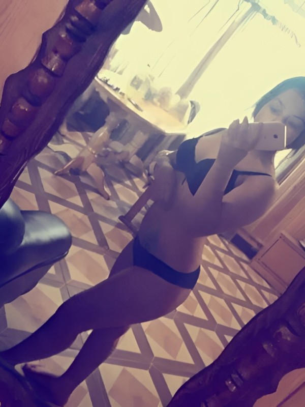 Нелли из Валуек