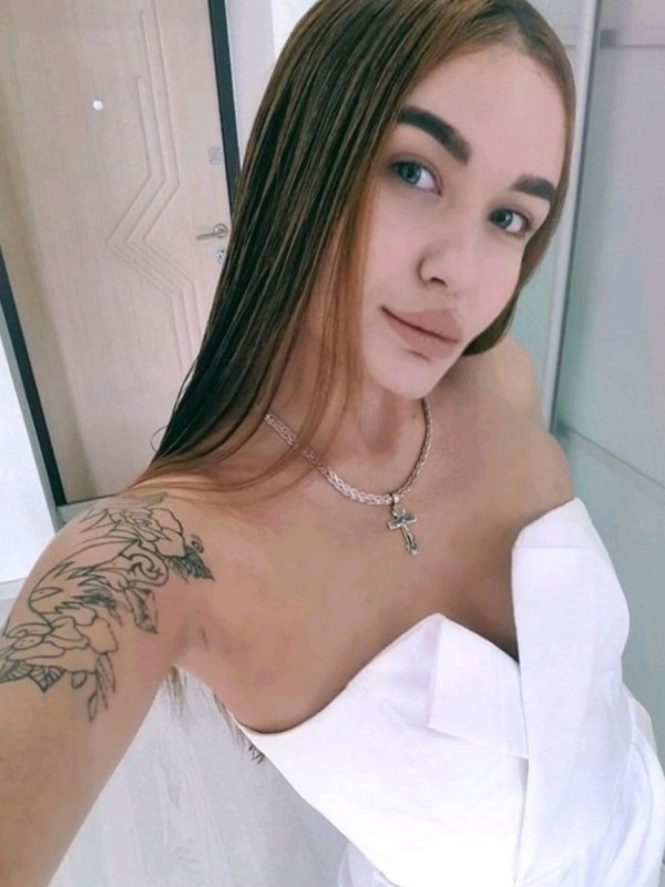 Настя из Валуек